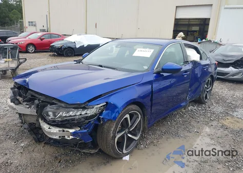 2018 Honda Accord Sport z USA, uszkodzony, nr VIN 1HGCV1F3XJA132198